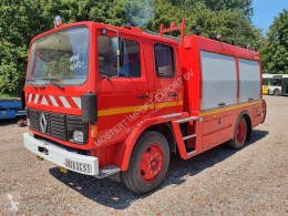 Vrachtwagen brandweer Renault JP2B16N Firetruck
