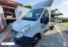 Renault chassis cab Master