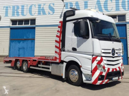 Camión Mercedes Actros 2542 portamáquinas usado