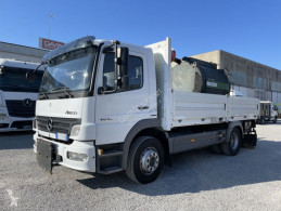 Ciężarówka Mercedes 1524 beton pompa do betonu używana