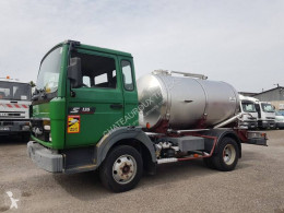 Camion citerne alimentaire Renault Midliner 135