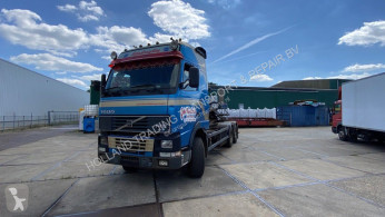 camion transport containere Volvo