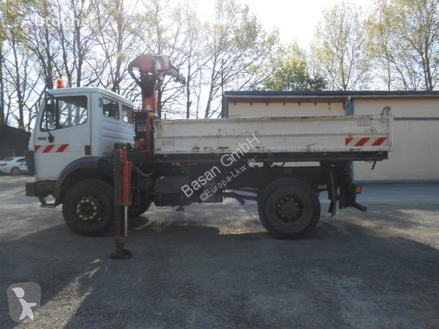 Kamion Mercedes Allradkipper mit Kran MB AK