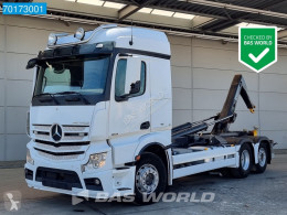 MercedesActros2551