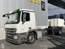 MercedesActros1832