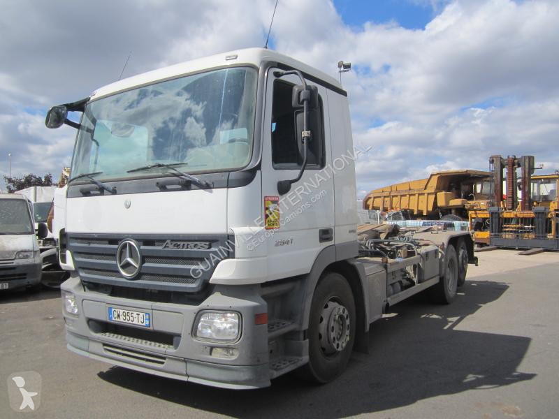 Camion Mercedes 2541