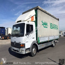 MercedesAtego1018