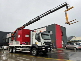 camión Iveco Trakker 360