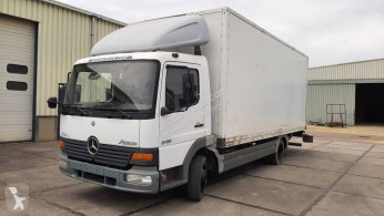 MercedesAtego815