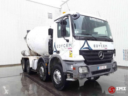 MercedesActros3236