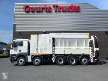 Camion aspirateur MAN