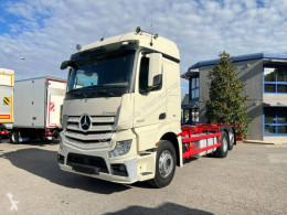 MercedesActros2542