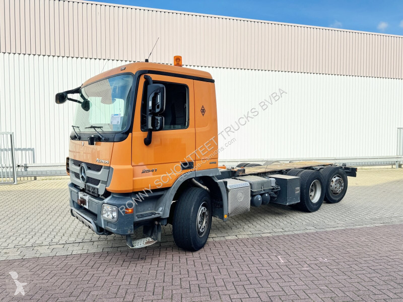 Camion Mercedes Actros 2541 L 6x2 Actros 2541 L...