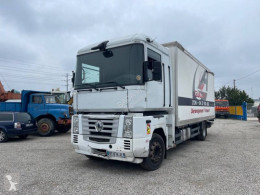 RenaultMagnum480