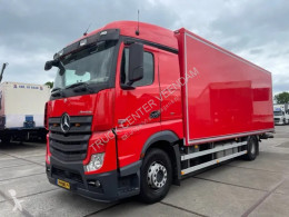 MercedesActros1836
