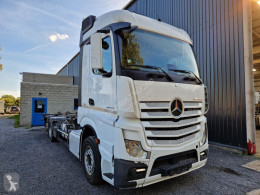 MercedesActros2543