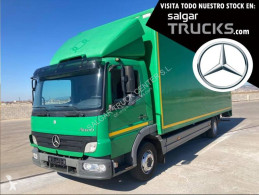 MercedesAtego1018