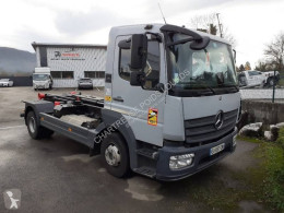 MercedesAtego1021