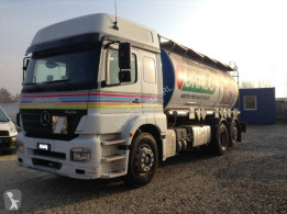 MercedesActros2533