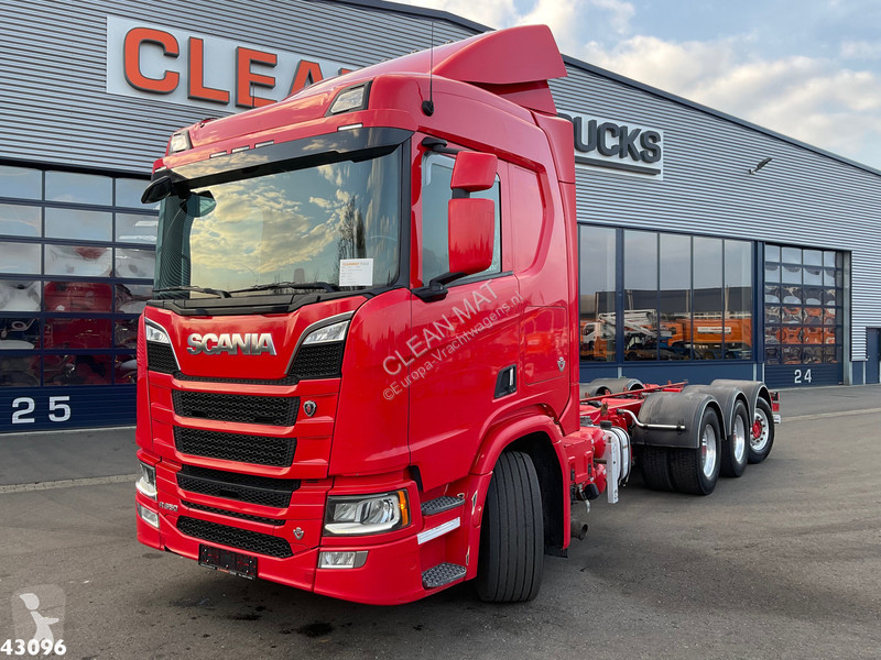 Used Scania R chassis truck R 650 V8 8x4 Euro 6 Chassis cabine