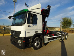 MercedesActros2641