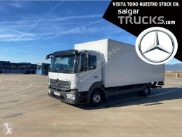 MercedesAtego821