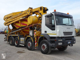 IvecoTrakker410 T 44