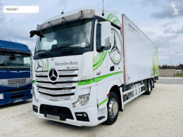 Mercedes