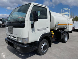 Nissan Cabstar 120 E truck