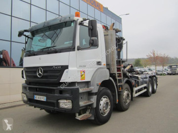 Camion polybenne Mercedes