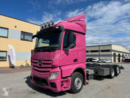 MercedesActros2551