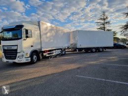 camion furgon izolat DAF