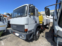 camion platformă si obloane Iveco