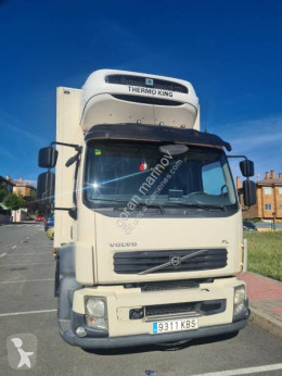 camion Volvo FL 260