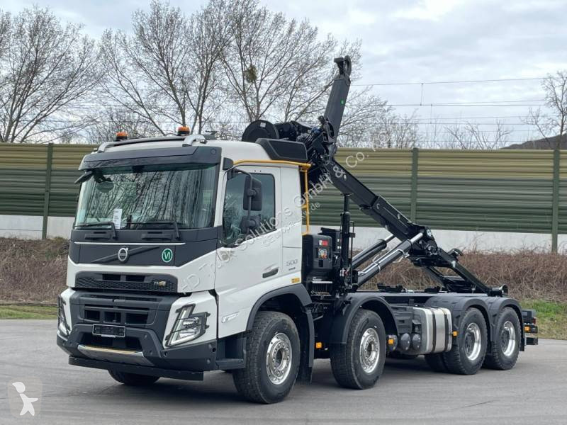 Volvo FMX 500 8x4 HMF 2420 5 x Hyd, 3-Way- Cabel-container system