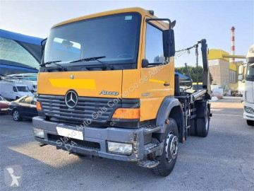 Kamion vícečetná korba Mercedes
