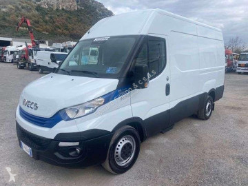 Camion furgone Iveco