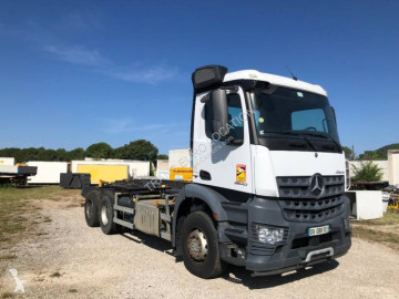 Camion polybenne Mercedes
