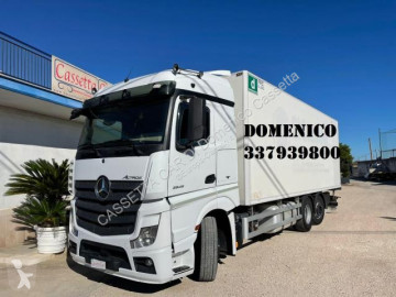 Camión frigorífico Mercedes