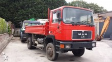Camión MAN 17.232 volquete usado
