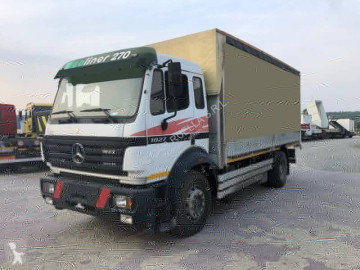 Camion plateau Mercedes
