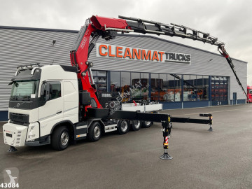 Camion grue Volvo