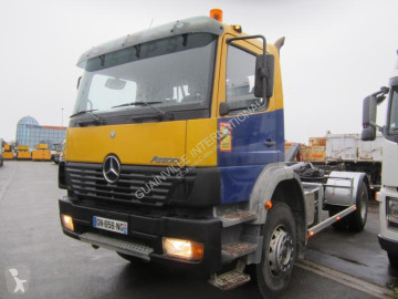 Camion polybenne Mercedes