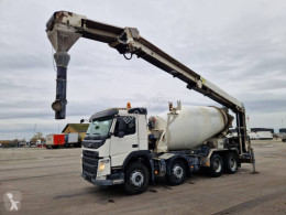 Used Volvo concrete truck FMX 500 8x4 Liebherr 9 m3 / Belt 12+4