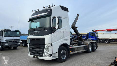 Camion polybenne Volvo