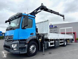 Camion Benne standard Mercedes-Benz Atego 1828 grue radiocommande