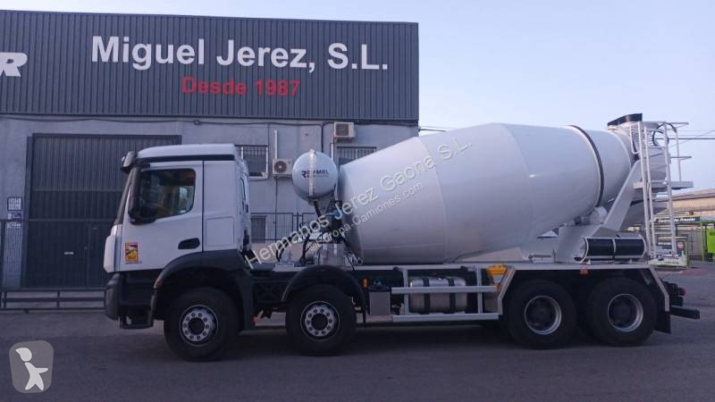 Camión Mercedes