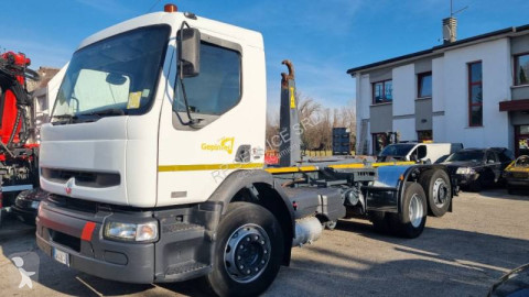 RenaultPremium320
