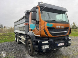 Camions d'occasion, 220 000 annonces de poids lourds d'occasion