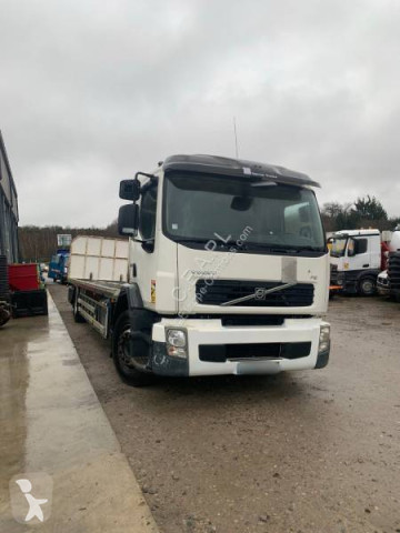 Camion plateau porte gaz Volvo